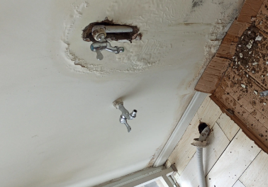 美兰卫生间测漏水